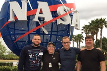 Alum doing NASA space-seed research in his kitchen