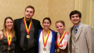 Lyndsney Dolan-King, Peter Rakowsky, Rachel Miller and Casey Knutson together with Alexandru Balas, Coordinator of the International Studies Program